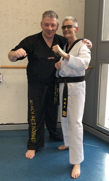 1. Dan im Kickboxen für Michael Edling